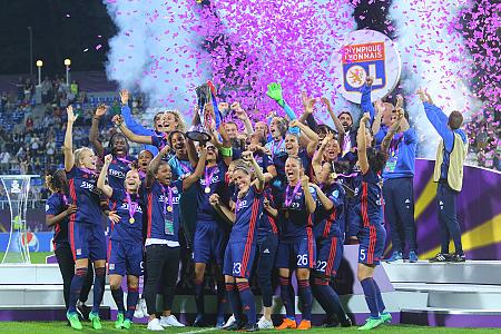 Demographic analysis of five major women's football leagues