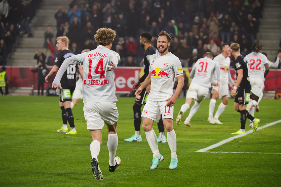 Recruiting young: Red Bull in the lead